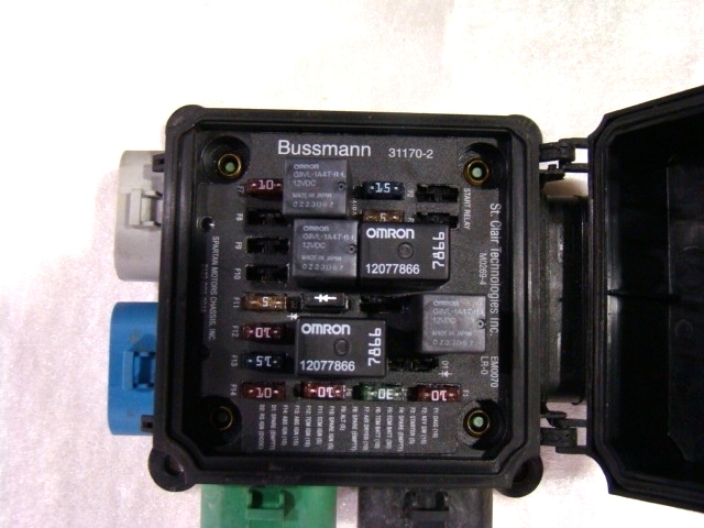 RV Chassis Parts Used Fuse Box Bussmann p/n 31170 2 ... bussmann fuse box 