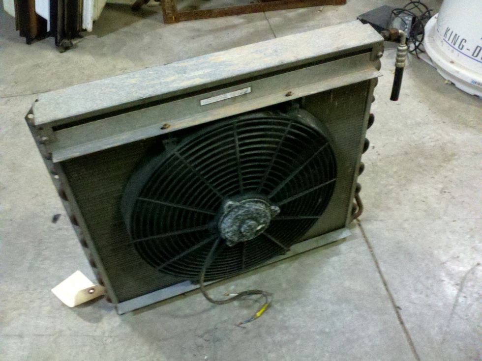 USED RV/MOTORHOME AIR CONDITIONING AC CONDENSER FROM A 2000 ENDEAVOR  RV Chassis Parts 