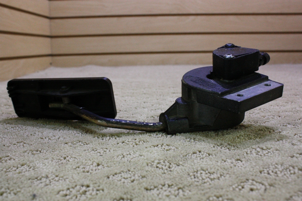 USED WILLIAMS CONTROLS FUEL PEDAL FOR SALE RV Chassis Parts 