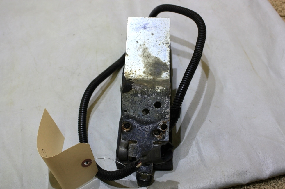 USED FREIGHTLINER FUEL PEDAL 351327 L 41210 FOR SALE RV Chassis Parts 