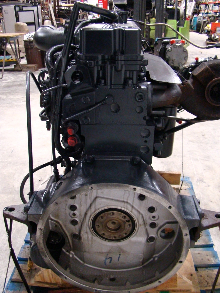 RV Chassis Parts USED CUMMINS ENGINE FOR SALE COMMON RAIL 8.8L 2004