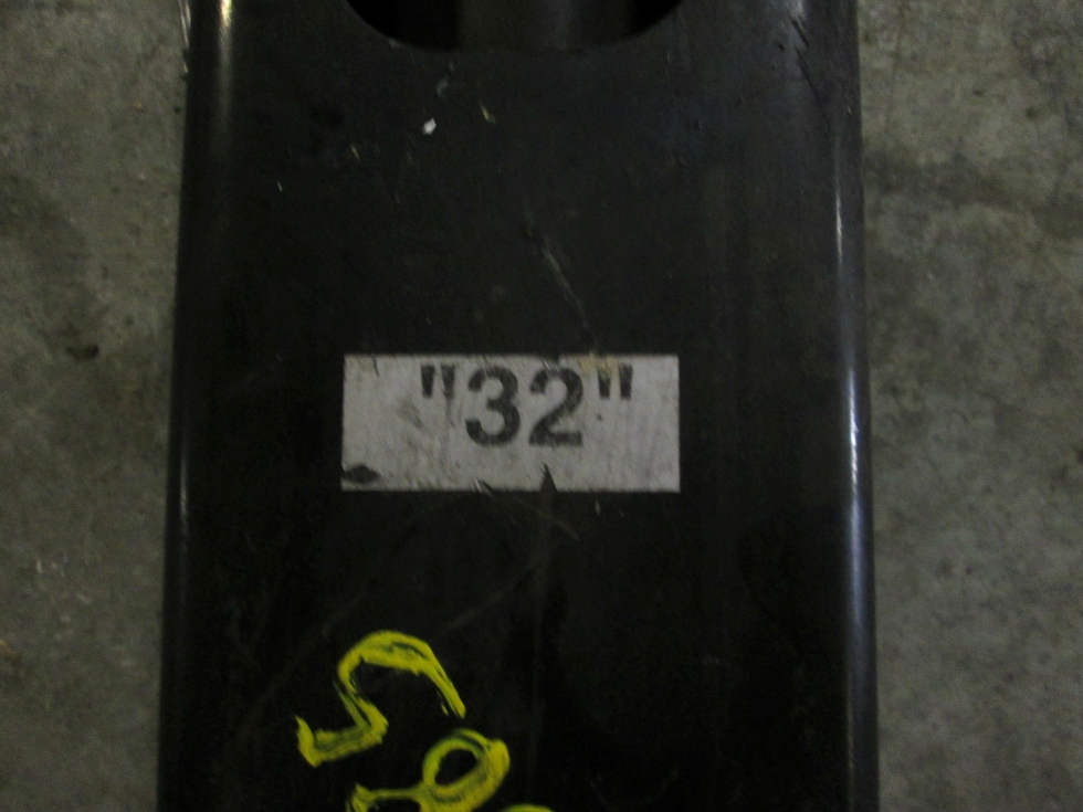 USED RVA 32 REAR LEVELING JACK J0916-15-01 FOR SALE   RV Components 