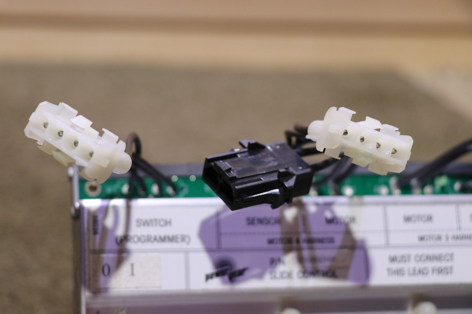 USED POWER GEAR SLIDE CONTROL BOARD 1510000165 RV/MOTORHOME PARTS FOR SALE RV Components 