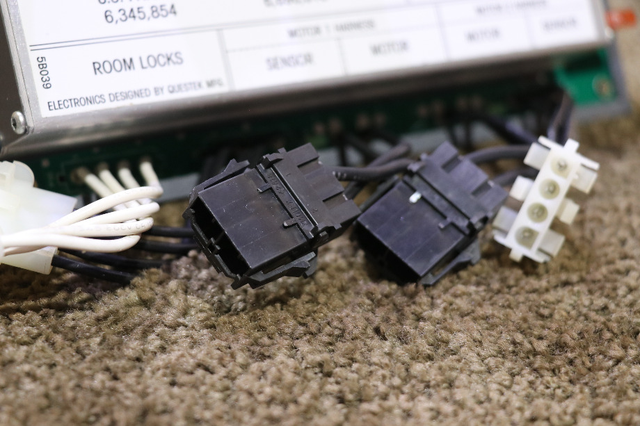 USED POWER GEAR SLIDE CONTROL BOARD 1510000165 RV/MOTORHOME PARTS FOR SALE RV Components 