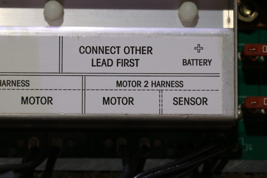 USED POWER GEAR SLIDE CONTROL BOARD 1510000165 RV/MOTORHOME PARTS FOR SALE RV Components 