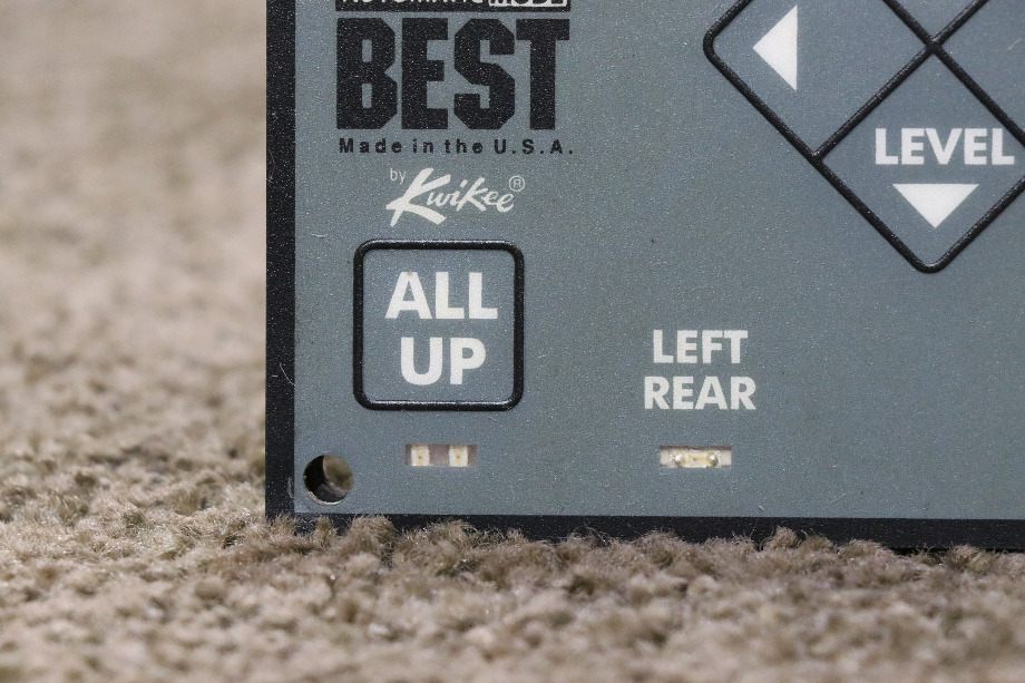 USED RV/MOTORHOME LEVEL BEST BY KWIKEE AUTOMATIC MODE TOUCH PAD FOR SALE RV Components 