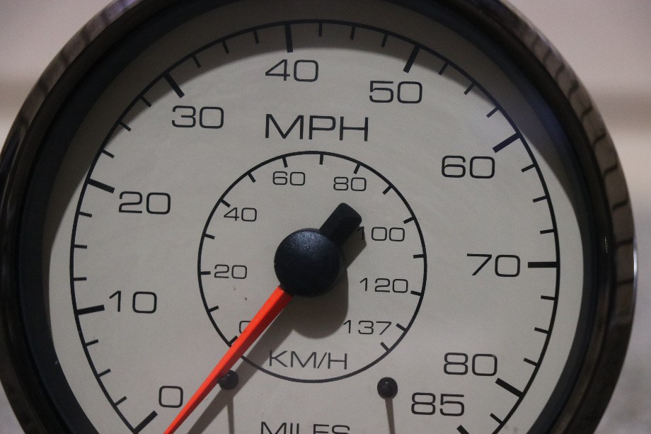 USED SPEEDOMETER DASH GAUGE 945861 RV/MOTORHOME PARTS FOR SALE RV Components 