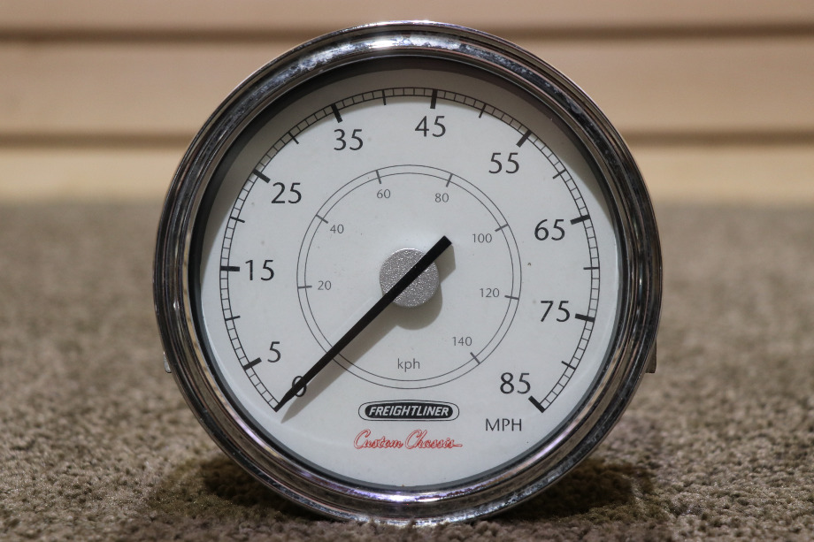 USED RV/MOTORHOME FREIGHTLINER SPEEDOMETER DASH GAUGE W22-00019-000 FOR SALE RV Components 