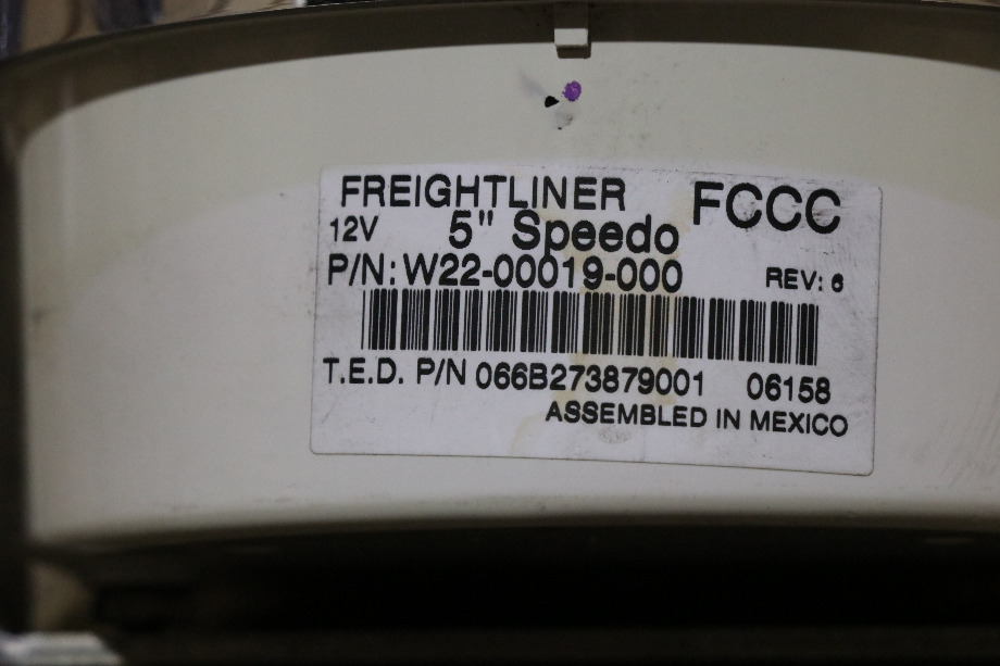 USED RV/MOTORHOME FREIGHTLINER SPEEDOMETER DASH GAUGE W22-00019-000 FOR SALE RV Components 