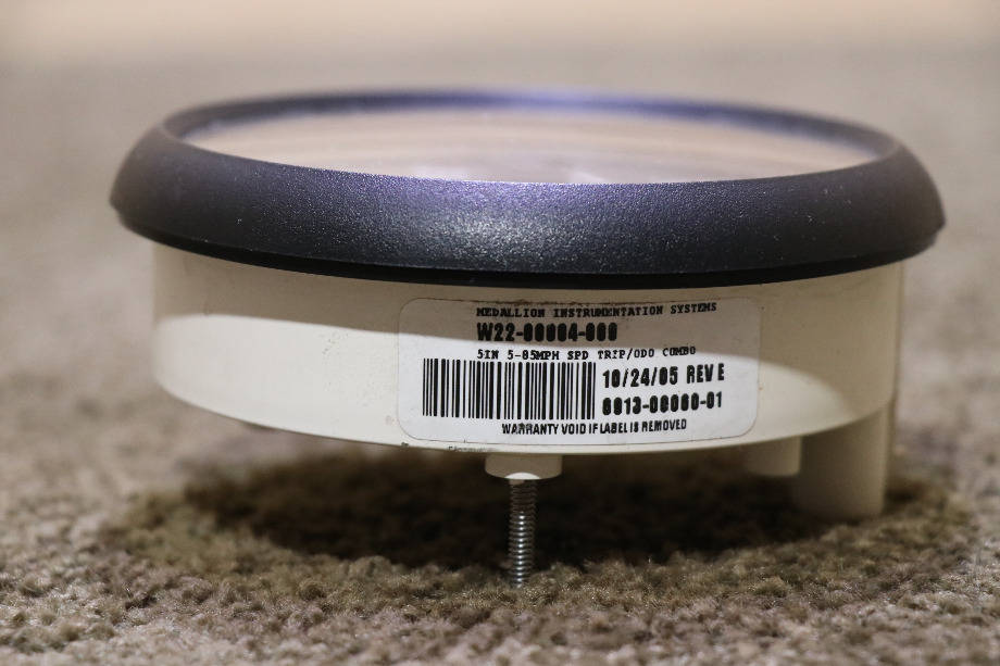 USED MOTORHOME FREIGHTLINER W22-00004-000 SPEEDOMETER DASH GAUGE FOR SALE RV Components 