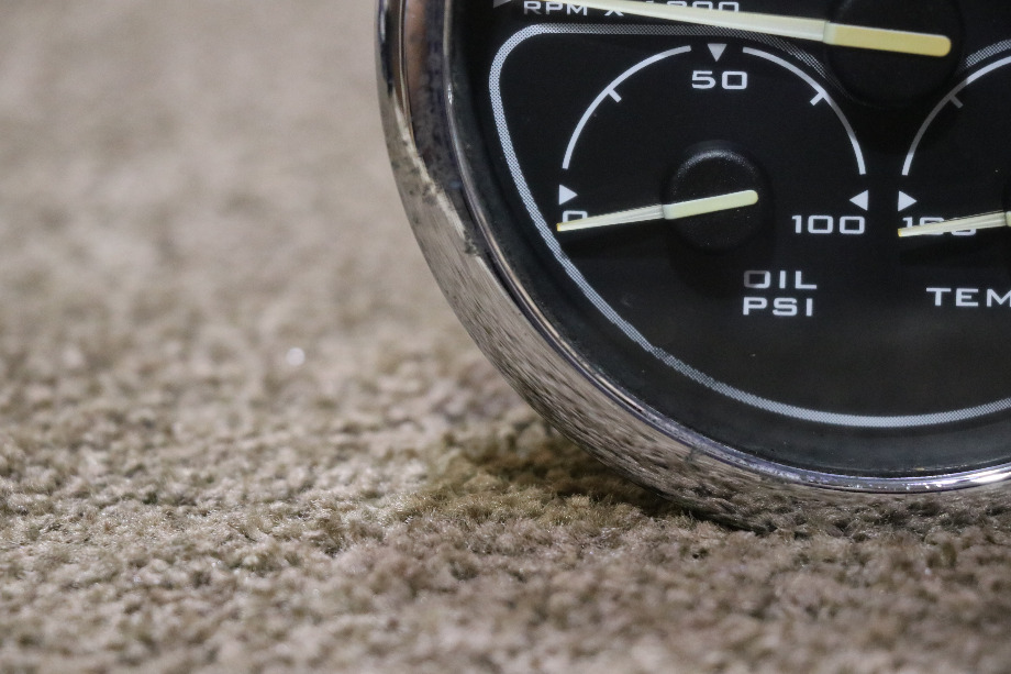 USED RV/MOTORHOME SPARTAN 3 IN 1 TACH / OIL / TEMP DASH GAUGE FOR SALE RV Components 
