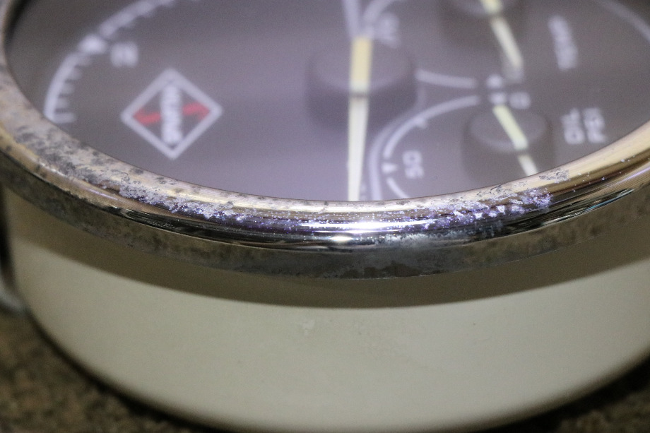 USED RV/MOTORHOME SPARTAN 3 IN 1 TACH / OIL / TEMP DASH GAUGE FOR SALE RV Components 