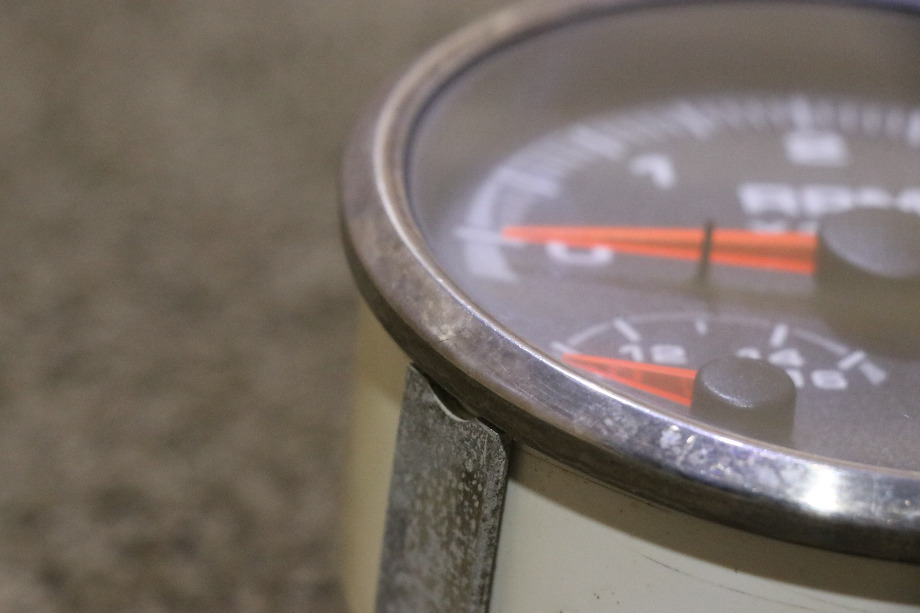 USED RV/MOTORHOME 3 IN 1 TACH / VOLTS / OIL DASH GAUGE FOR SALE RV Components 