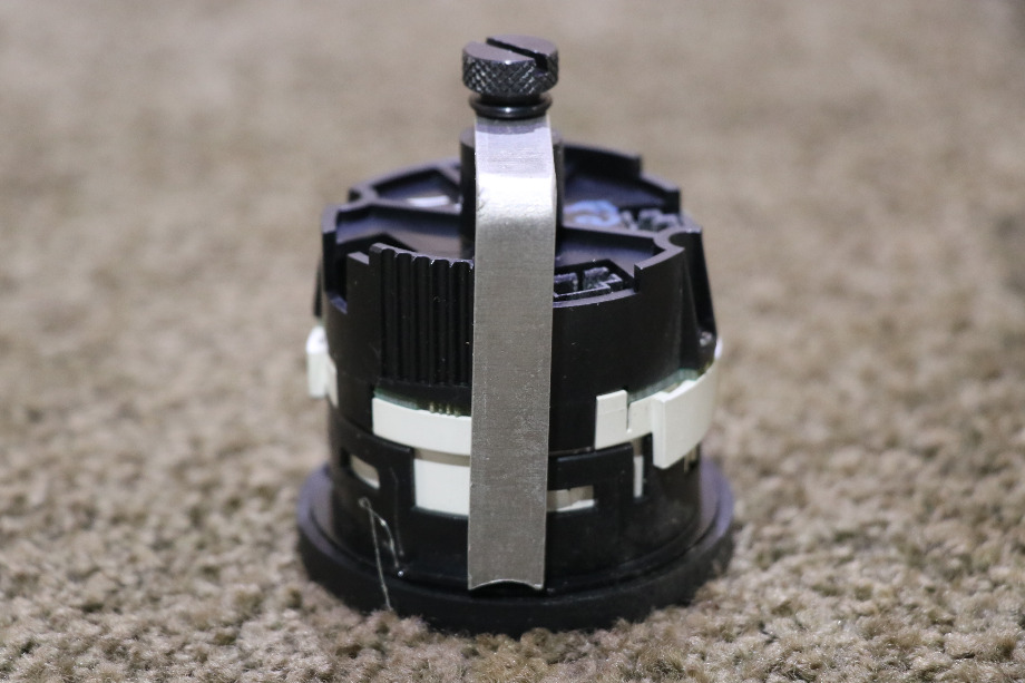 USED FREIGHTLINER FUEL DASH GAUGE W22-00009-011 RV/MOTORHOME PARTS FOR SALE RV Components 