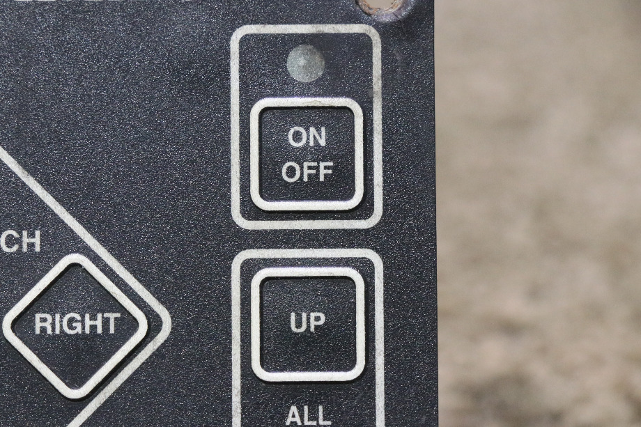 USED RV 500105E POWER GEAR HYDRAULIC LEVELERS TOUCH PAD FOR SALE RV Components 