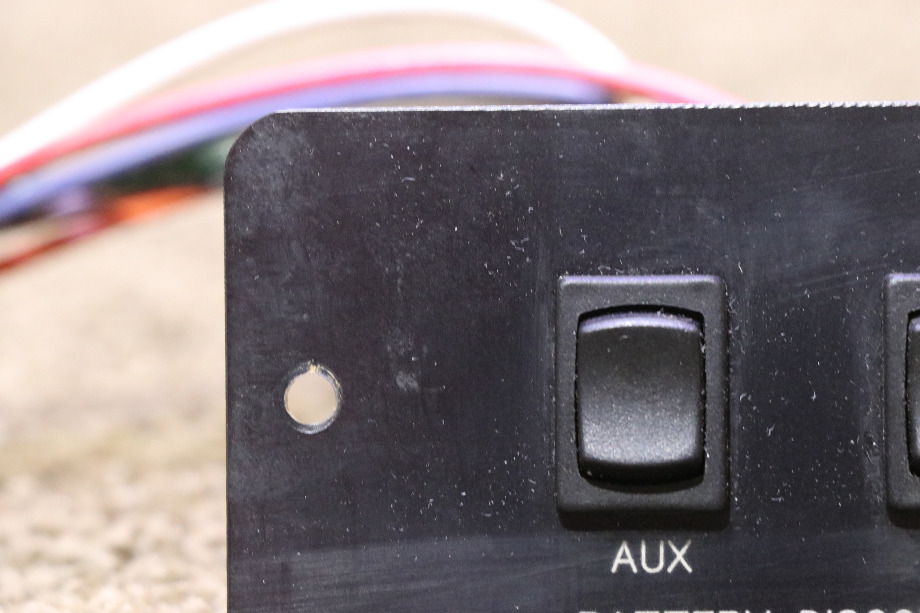 USED MOTORHOME BATTERY DISCONNECT F2075 AUX/MAIN SWITCH PANEL FOR SALE RV Components 