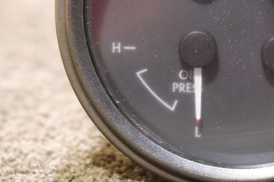 USED 4 IN 1 WATER / TRANS / OIL / FUEL DASH GAUGE 105809-C RV/MOTORHOME PARTS FOR SALE RV Components 