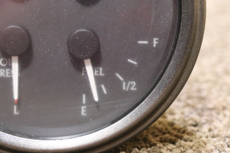 USED 4 IN 1 WATER / TRANS / OIL / FUEL DASH GAUGE 105809-C RV/MOTORHOME PARTS FOR SALE RV Components 
