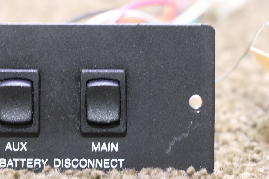 USED RV/MOTORHOME BATTERY DISONNECT SWITCH PANEL L9224 FOR SALE RV Components 
