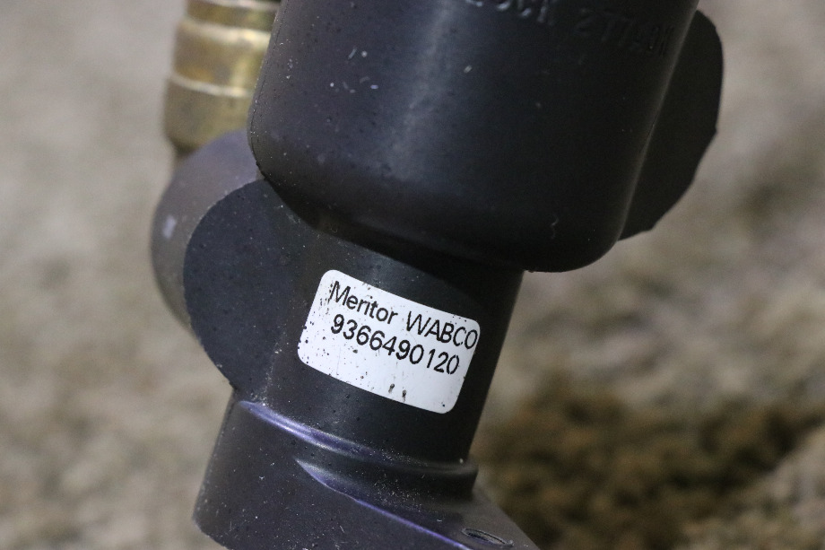 USED 9366490120 WABCO EMERGENCY PARKING BRAKE SWITCH RV PARTS FOR SALE RV Components 