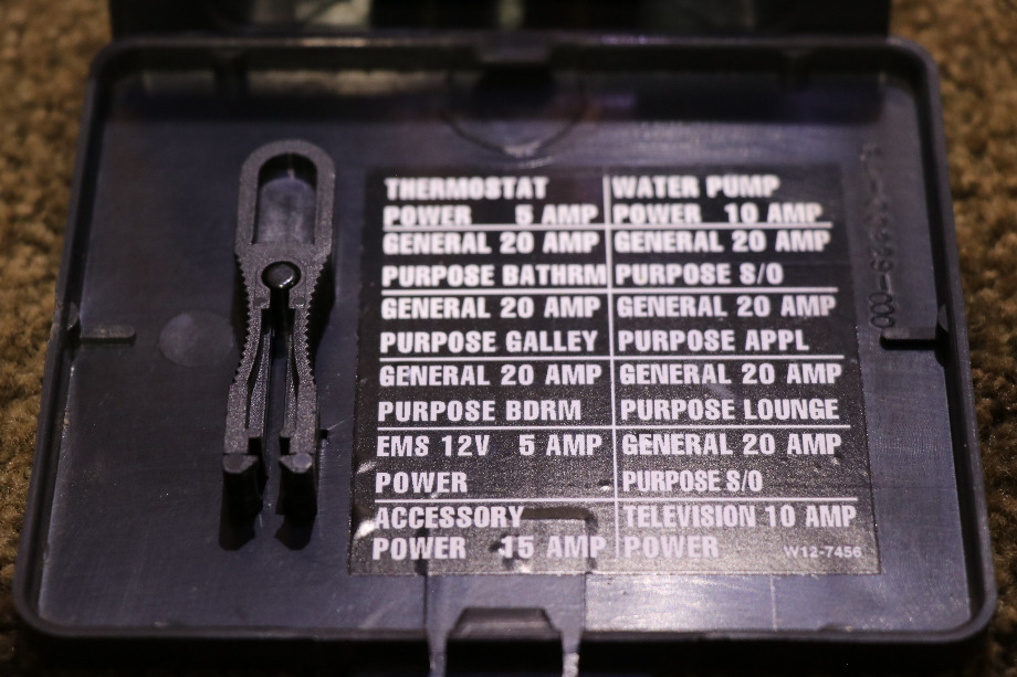 USED MOTORHOME INTELLITEC 00-00884-000 FUSE PANEL FOR SALE RV Components 