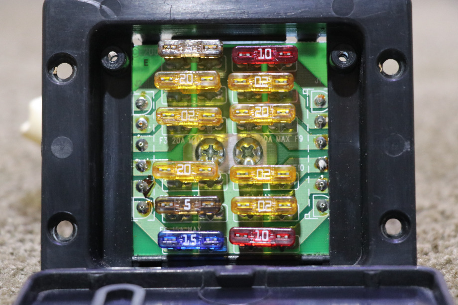 USED MOTORHOME INTELLITEC 00-00884-000 FUSE PANEL FOR SALE RV Components 