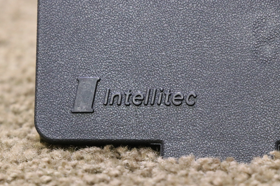 USED INTELLITEC FUSE PANEL 00-00585-000 RV/MOTORHOME PARTS FOR SALE RV Components 