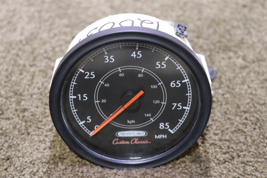 USED FREIGHTLINER W22-00019-004 SPEEDOMETER DASH GAUGE MOTORHOME PARTS FOR SALE RV Components 
