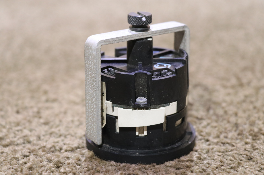 USED COOLANT TEMP DASH GAUGE W22-00006-017 RV/MOTORHOME PARTS FOR SALE RV Components 