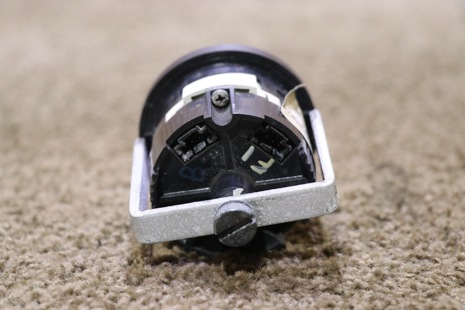 USED MOTORHOME FREIGHTLINER FUEL W22-00009-011 DASH GAUGE FOR SALE RV Components 