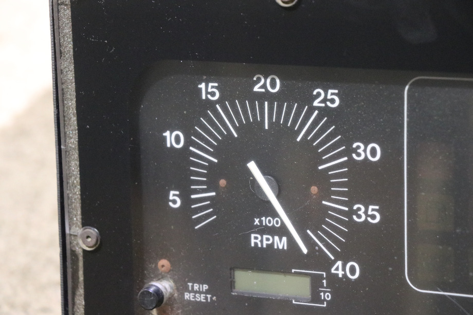 USED MOTORHOME FREIGHTLINER 22-47407 DASH CLUSTER FOR SALE RV Components 