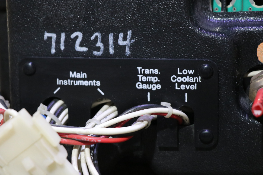 USED RV/MOTORHOME FREIGHTLINER DASH CLUSTER FOR SALE RV Components 