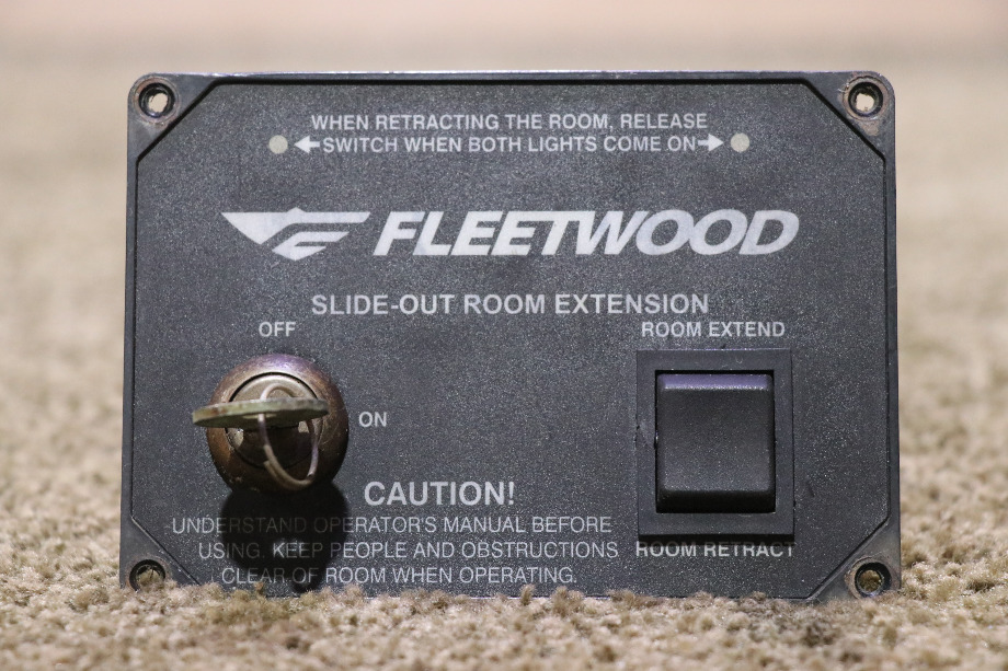 USED FLEETWOOD HWH SLIDE OUT ROOM EXTENSION PANEL RV/MOTORHOME PARTS FOR SALE RV Components 