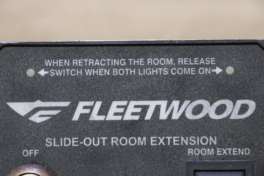 USED FLEETWOOD HWH SLIDE OUT ROOM EXTENSION PANEL RV/MOTORHOME PARTS FOR SALE RV Components 