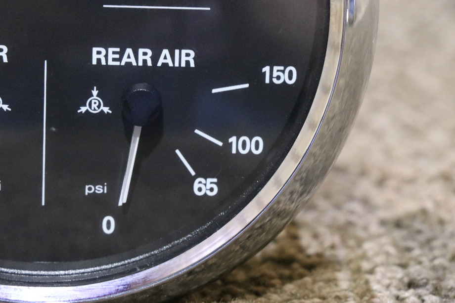 USED MOTORHOME FREIGHTLINER 4 IN 1 W22-00013-002 OIL / ENGINE / FRONT / REAR DASH GAUGE FOR SALE RV Components 
