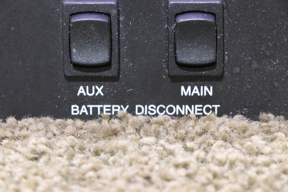 USED BATTERY DISCONNECT L9224 SWITCH PANEL MOTORHOME PARTS FOR SALE RV Components 