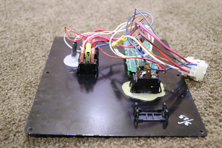 USED TIFFIN MOTORHOME MONITOR PANEL K712 RV/MOTORHOME PARTS FOR SALE RV Components 