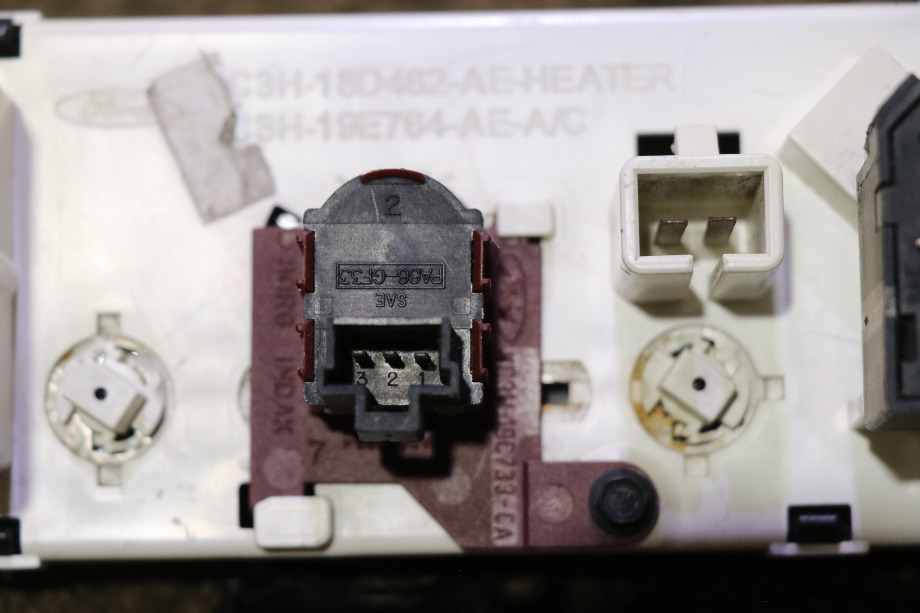 USED RV/MOTORHOME FORD DASH AC CONTROL PANEL FOR SALE RV Components 