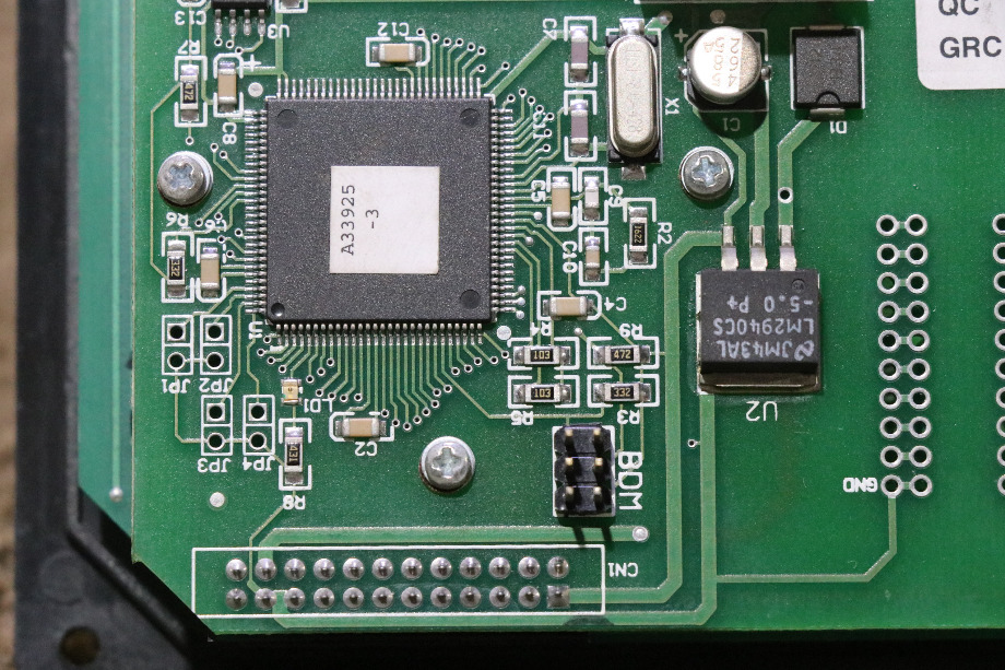 USED HWH AP23304R4 COMPUTERIZED LEVELING TOUCH PAD MOTORHOME PARTS FOR SALE RV Components 