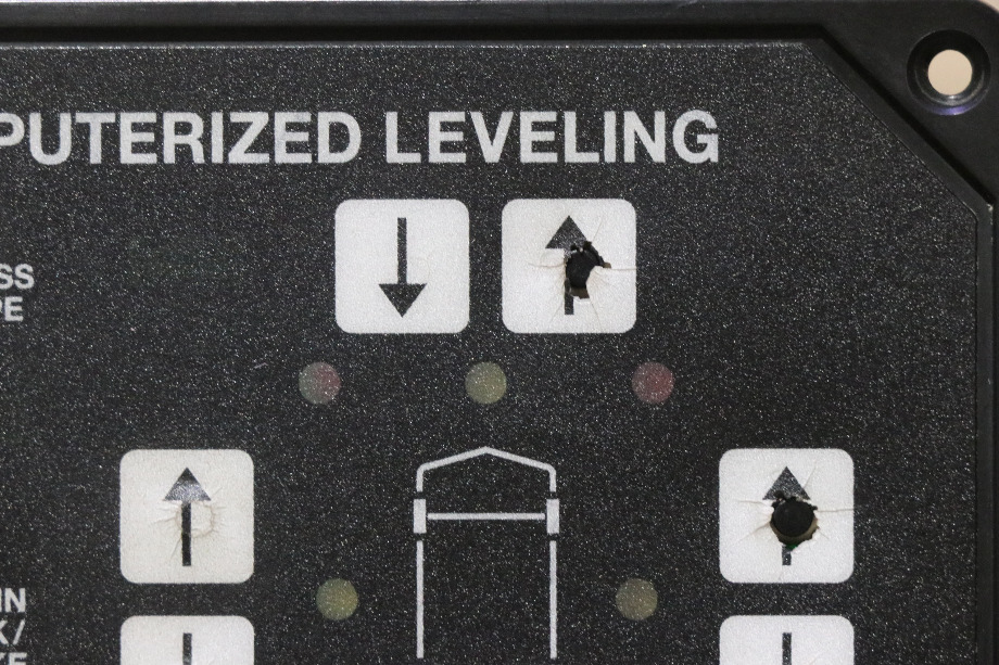 USED HWH AP23304R4 COMPUTERIZED LEVELING TOUCH PAD MOTORHOME PARTS FOR SALE RV Components 