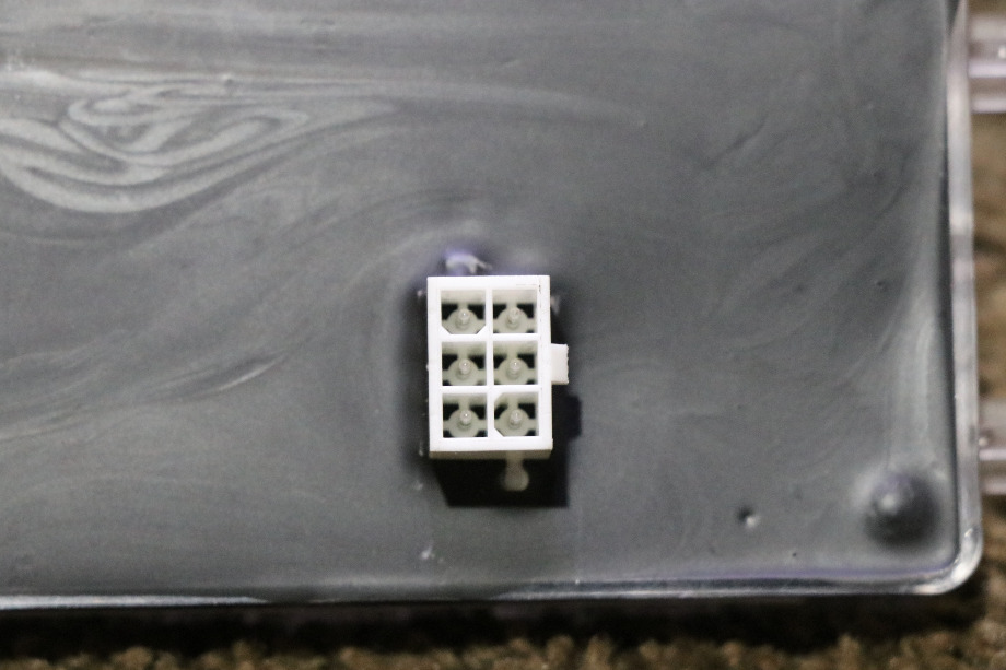 USED MOTORHOME MEDALLION 1539-10181-01 DASH DISPLAY PANEL FOR SALE RV Components 
