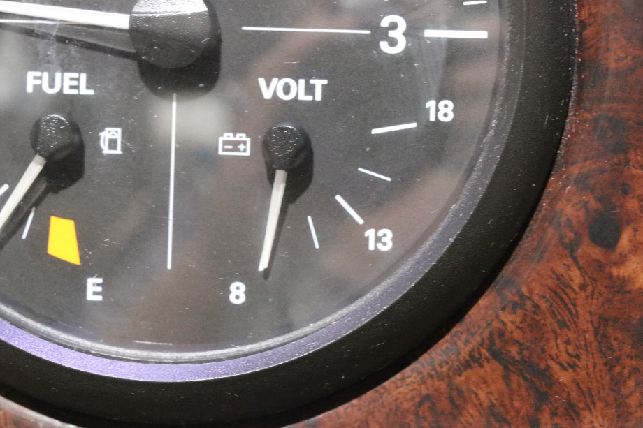 USED MOTORHOME COMPLETE FREIGHTLINER DASH CLUSTER FOR SALE RV Components 