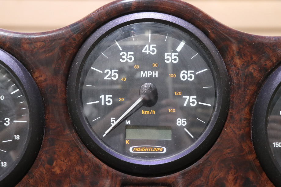 USED MOTORHOME COMPLETE FREIGHTLINER DASH CLUSTER FOR SALE RV Components 