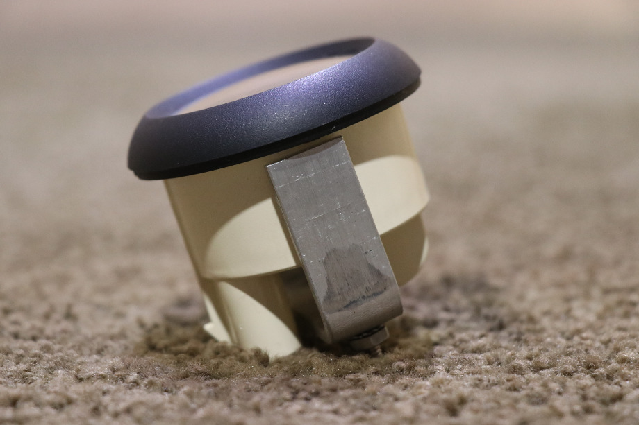 USED MOTORHOME FREIGHTLINER 6913-00159-11 FRONT AIR DASH GAUGE FOR SALE RV Components 