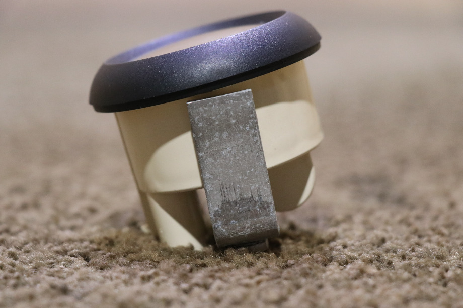 USED FREIGHTLINER 6913-00161-11 REAR AIR DASH GAUGE MOTORHOME PARTS FOR SALE RV Components 