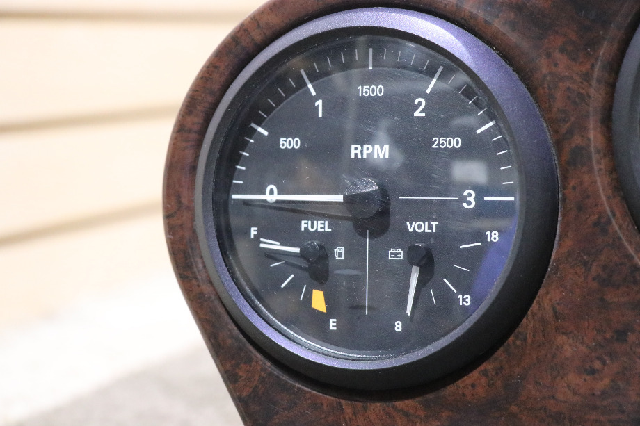 USED RV ABL3010X-448 FREIGHTLINER DASH CLUSTER FOR SALE RV Components 