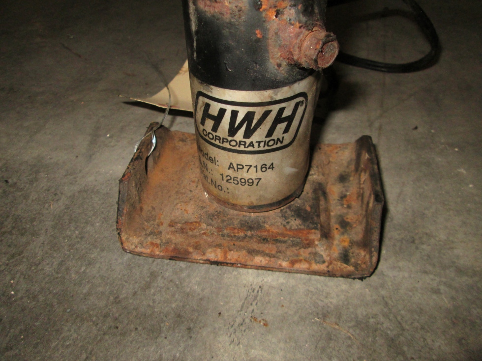 USED HWH LEVELING JACK P/N AP7164 FOR SALE  **OUT OF STOCK** RV Components 