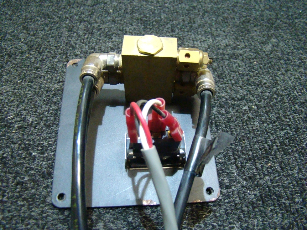 RV Components USED RV/MOTORHOME TV LIFT SWITCH/STEP COVER SWITCH FOR