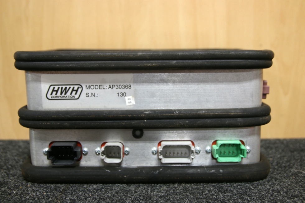 RV Components USED HWH LEVELING CONTROL BOX MODEL AP30368 SN 130 Leveling System Controllers