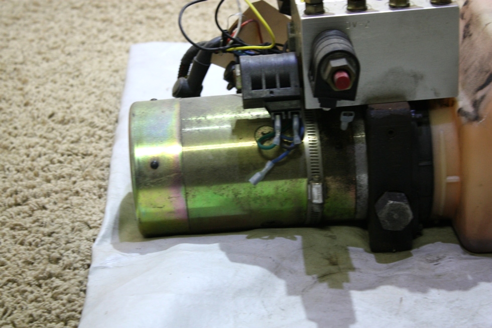 USED EQUALIZER SYSTEMS HYDRAULIC PUMP DC-1067 RV PARTS FOR SALE RV Components 